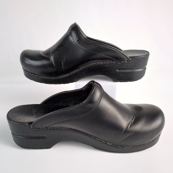 Dansko Sonja Cabrio Black Leather Mule Women's Size 38 US 7.5-8 Clogs Slip-On - Picture 1 of 8